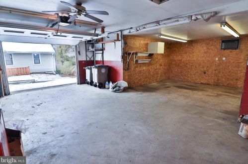 1201 Clagett Dr, Rockville MD 20851-2116 exterior