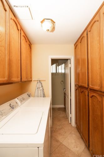 17521 Balfern Ave, Bellflower CA 90706-7114 exterior