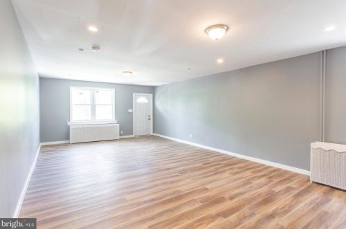 708 Ward St, Chester PA 19013-2136 exterior