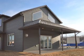 1333 Bayview Ct, Bismarck, ND 58504-7086