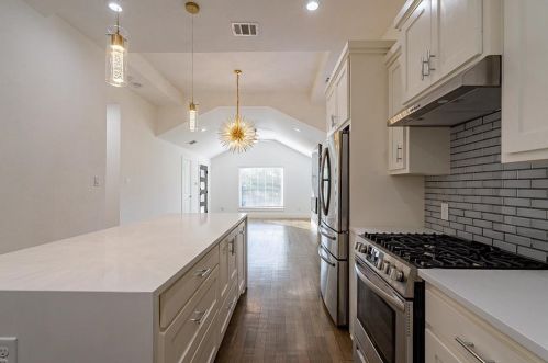 1522 Arizona Ave, Dallas TX 75216-1408 exterior