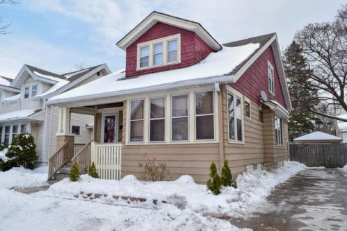 2130 55, Milwaukee WI  53208-1014 exterior