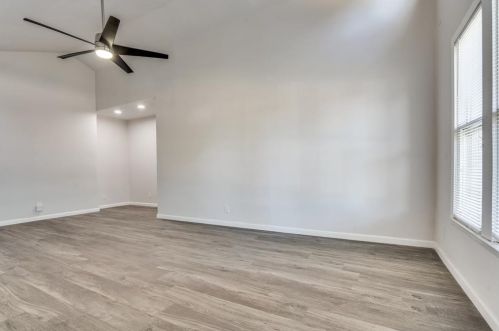 2175 Farola Dr, Dallas TX  75228-2225 exterior