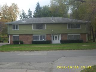 2631 O Ave, Cedar Rapids IA  52405-1456 exterior