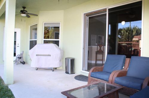 3857 Hainlin St, Fort Pierce FL 34953-4071 exterior