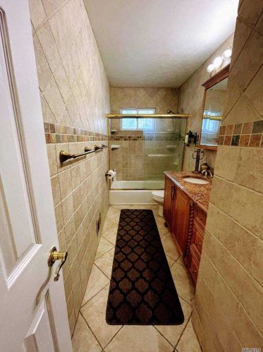 313 Plymouth St, Huntington Station NY exterior