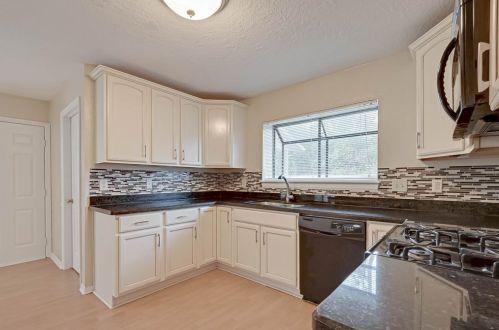 4331 Meadow Springs Dr, Humble TX 77339-1859 exterior