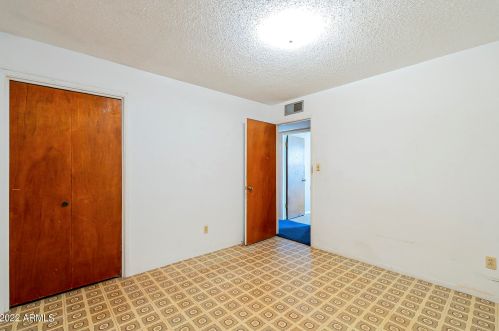 1221 Cinnabar Ave, Phoenix AZ 85020-1816 exterior