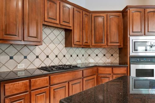 16216 Almaden Dr, Austin TX 78717-3889 exterior