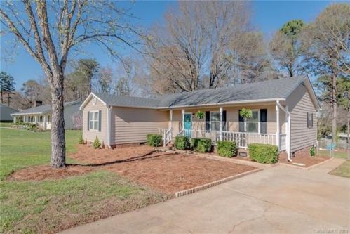 4714 Country Meadows Dr, Gastonia, NC 28056-8666