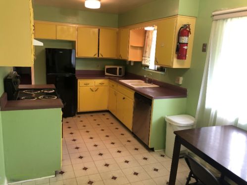 4666 Greenfield Dr, Berrien Springs MI 49103-9565 exterior