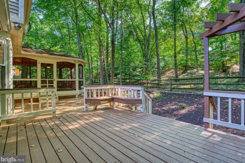 5823 Colfax Ave, Alexandria VA 22311-1013 exterior