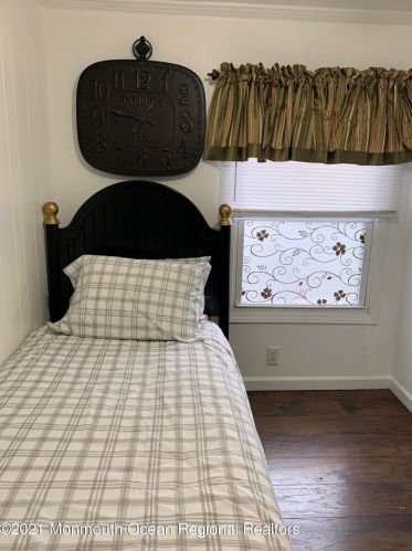 17 Southwind Cir, Jackson Twp NJ 08527-2822 exterior