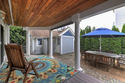 58 Bch Ave, Milford CT 06460-8047 exterior