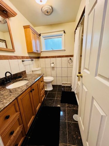 5839 Paulina St, Chicago IL  60660-3203 exterior