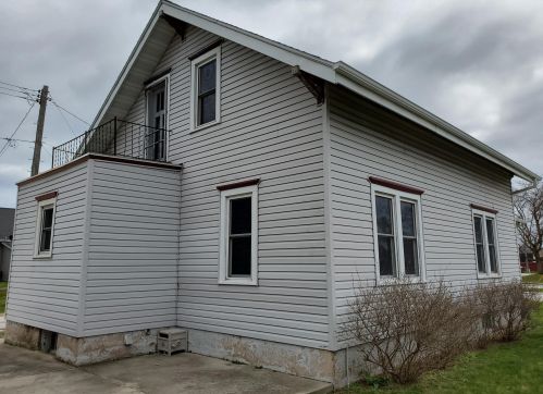 2014 Waldo Blvd, Manitowoc, WI 54220-2649