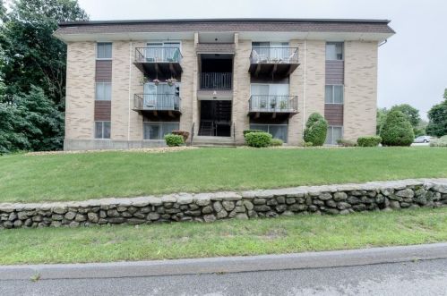 121 Bailey St, Worcester MA 01602-2267 exterior