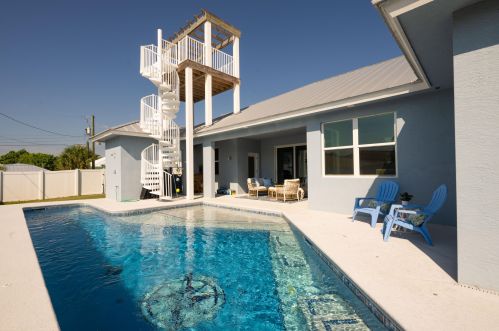 1559 Thumb Point Dr, Fort Pierce, FL 34949-3526