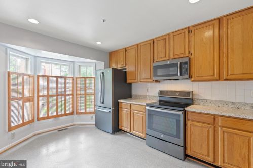 2019 Westchester Dr, Silver Spring MD 20902-3563 exterior