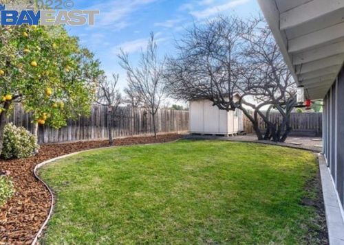 2746 Broadmoor Ave, Concord CA 94520-4775 exterior