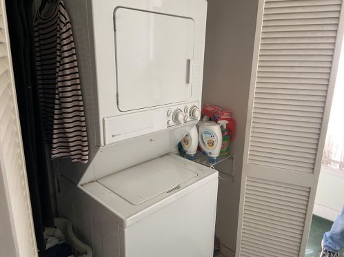 206 Ash St, Brea CA 92821-5010 exterior