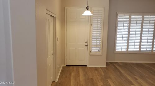 6892 Linda Ln, Chandler AZ  85226-1649 exterior