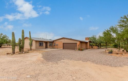 8241 Northern Ave, Tucson AZ  85704-4630 exterior