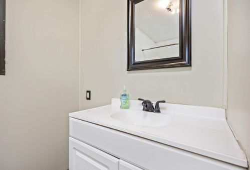 514 Royal Palm Ave, Defuniak Springs FL 32433-7548 exterior