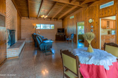 201 Irving Ave, Tucson AZ 85711-6239 exterior