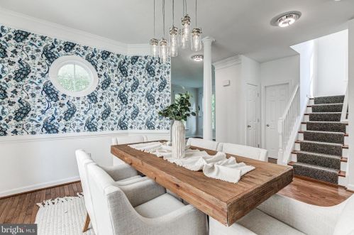 213 Creek Valley Ln, Rockville MD  20850-5603 exterior