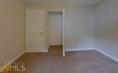 3823 Crosby Dr, Atlanta GA 30331-3432 exterior