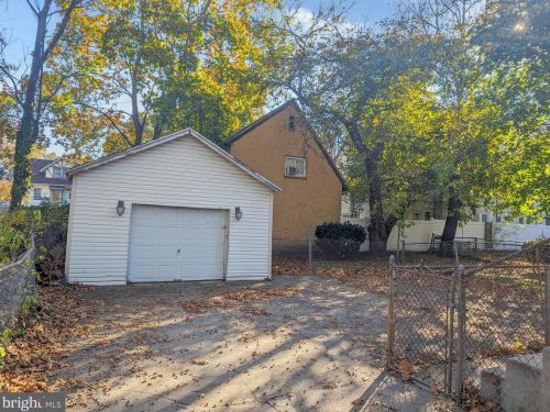 25 Euclid Ave, Camden NJ 08103-2938 exterior