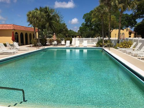 866 9th Street Cir, Boca Raton FL  33486-5244 exterior