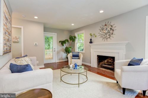 417 Penwood Rd, Silver Spring MD  20901-2718 exterior