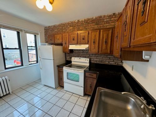 1404 Commonwealth Ave, Boston MA exterior