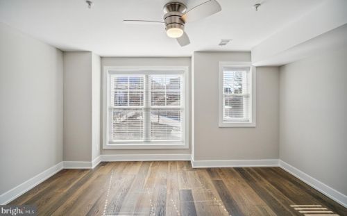 220 Fountain St, Philadelphia PA  19128-4508 exterior