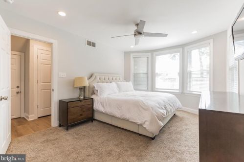 300 Collings Ave, Camden NJ 08107-1738 exterior