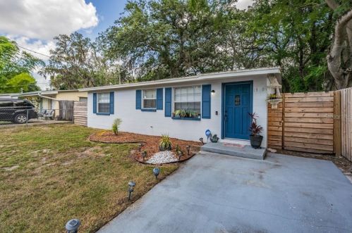 1910 98th Ave, Tampa FL  33612-8354 exterior