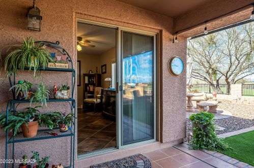 1241 Marshview Ln, Green Valley AZ 85614-6293 exterior