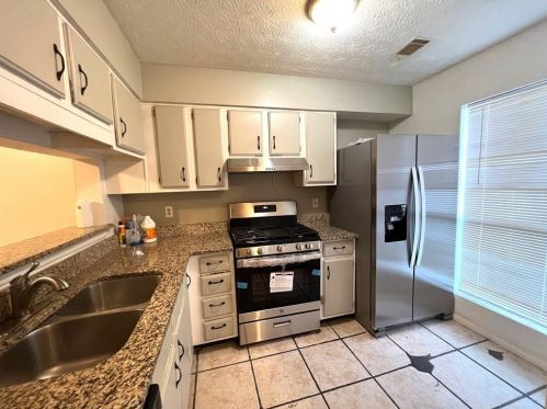 2898 Aspen Woods Entry, Atlanta GA  30360-2759 exterior