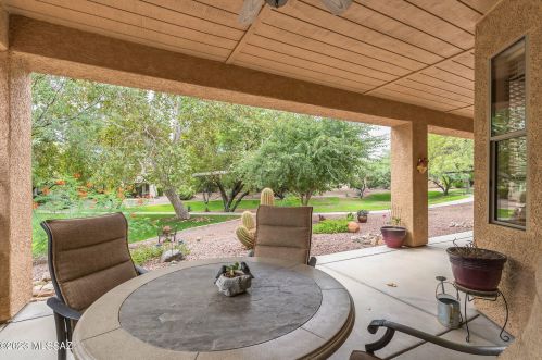 525 Aspenwood St, Green Valley AZ 85614-5976 exterior