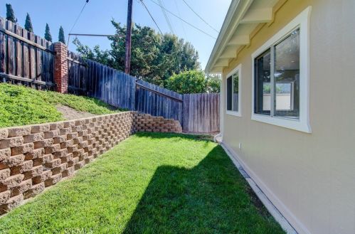 809 Candlewood St, Brea CA 92821-3617 exterior