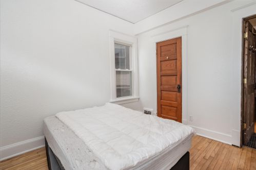 1035 Idaho St, Milwaukee WI 53207-2409 exterior