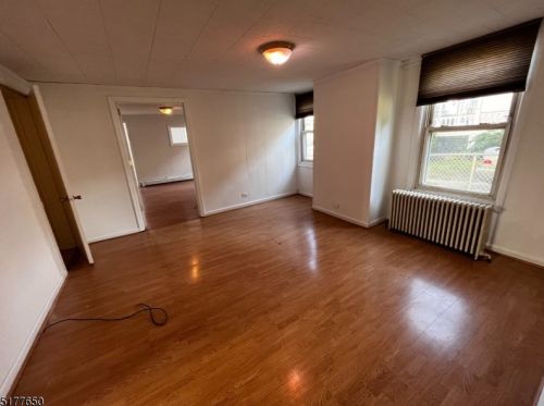 19 Union Pl, Fredon NJ  07860-1809 exterior