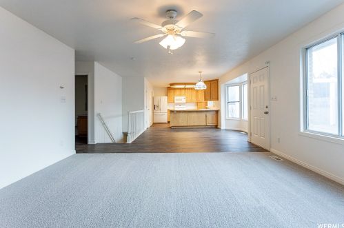 9525 Shoshone Ct, Sandy UT 84092-3074 exterior