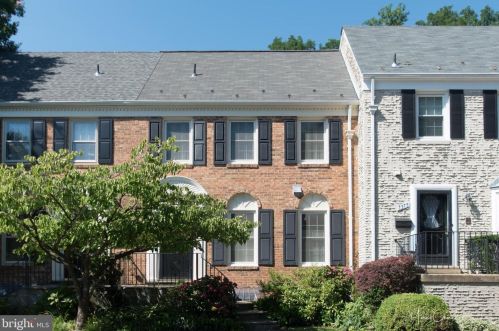 7373 Hallcrest Dr, Mc Lean VA  22102-2909 exterior