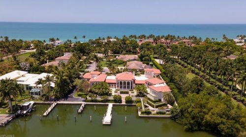 275 Champney Bay Ct, Naples FL 34102-7952 exterior