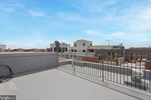 1427 Kater St, Philadelphia PA 19147-1851 exterior