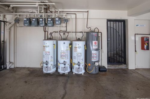 810 Grn St, Honolulu HI 96813-2131 exterior