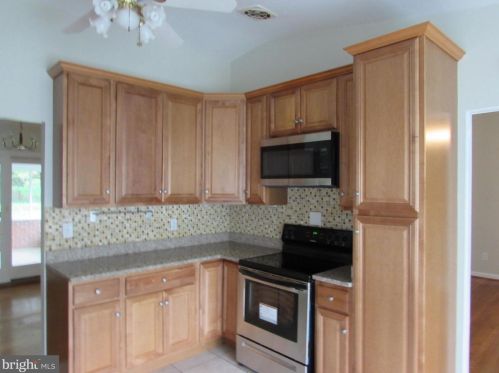 13104 Hathaway Dr, Silver Spring MD  20906-3726 exterior